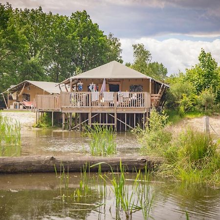 Vakantiepark Sallandshoeve Nieuw-Heeten المظهر الخارجي الصورة